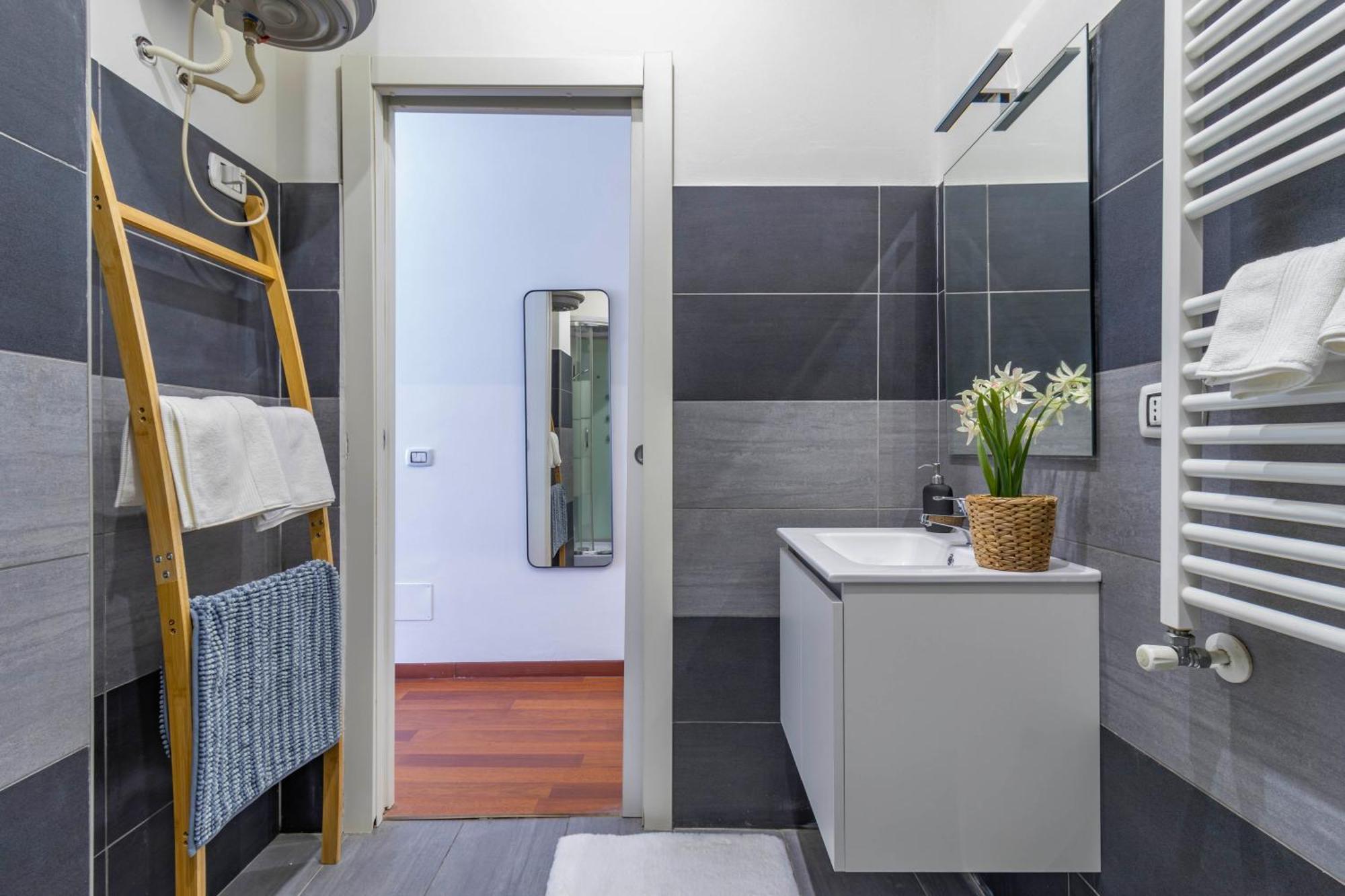 Stradivarius House - Carozzi Apartments Milan Luaran gambar