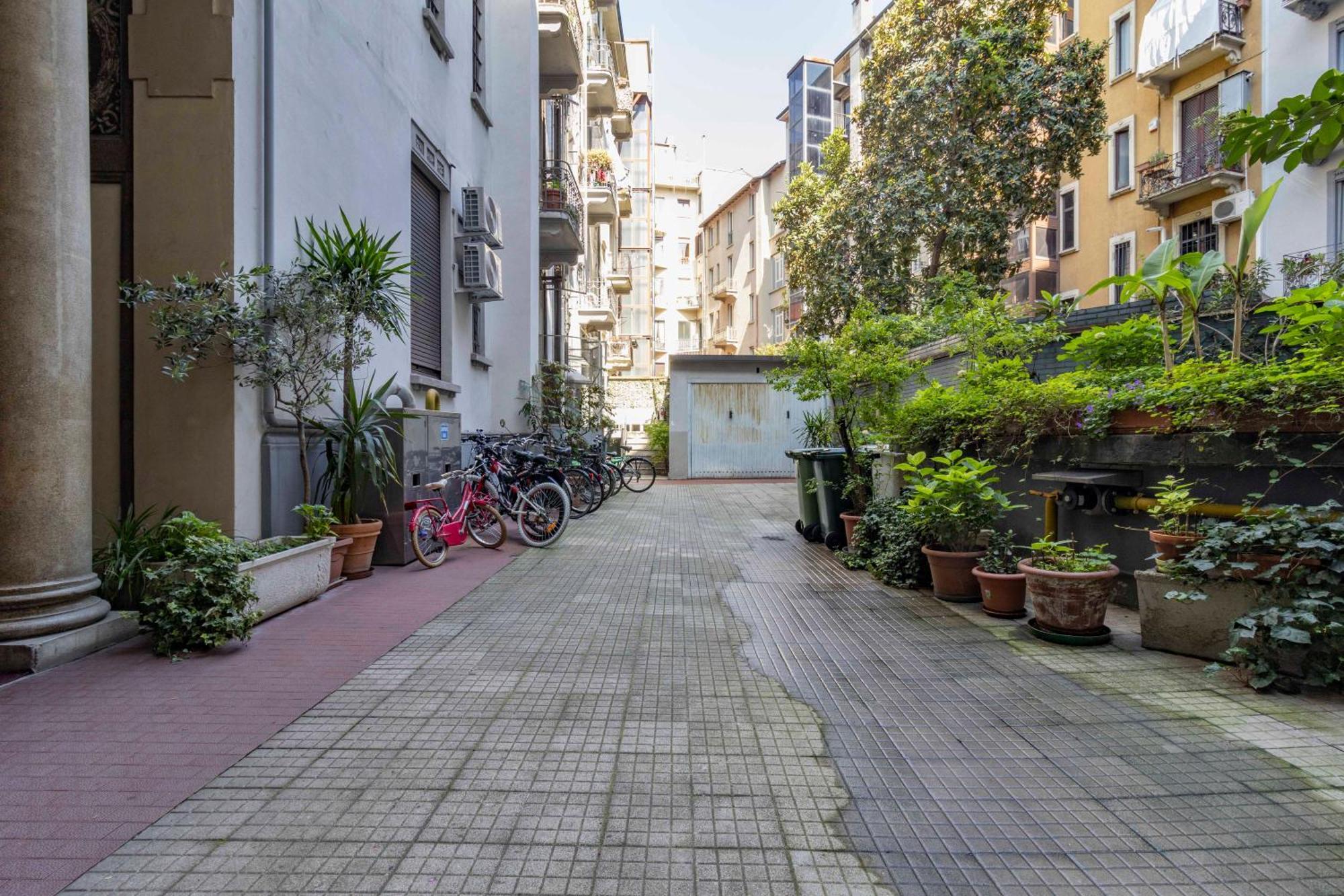 Stradivarius House - Carozzi Apartments Milan Luaran gambar