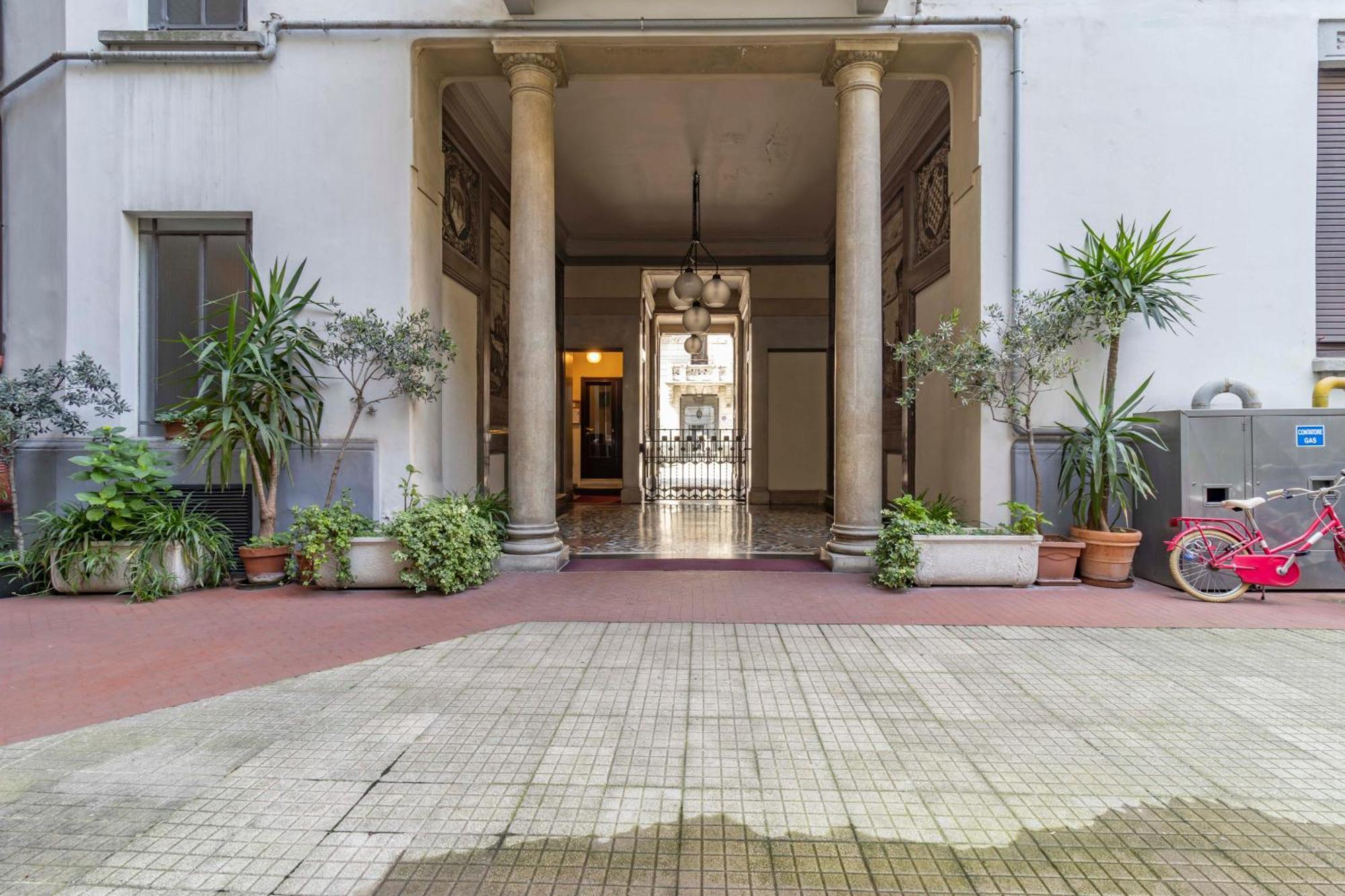 Stradivarius House - Carozzi Apartments Milan Luaran gambar